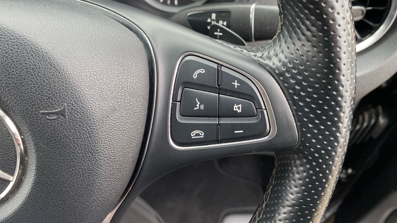 Mercedes-Benz Vito Tourer L3 Diesel Rwd 114 CDI Select 9-Seater 9G-Tronic